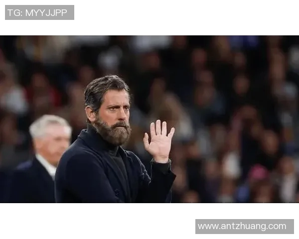 塞维利亚宣布与主教练分手，正在寻找新帅