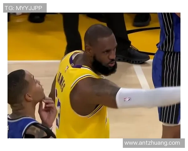 拉塞尔揭幕战精彩表现，22分8助攻震撼全场